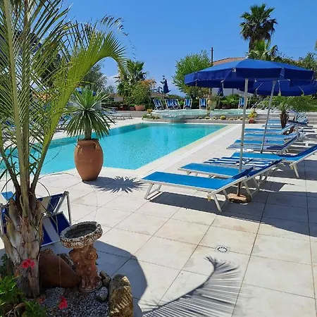 Heaven Trilocale 4 Рикади