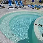 Heaven Trilocale 4 Apartment Ricadi